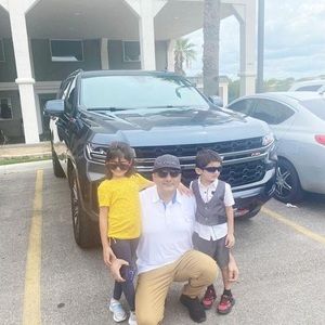 Meet your Posher, Anwar